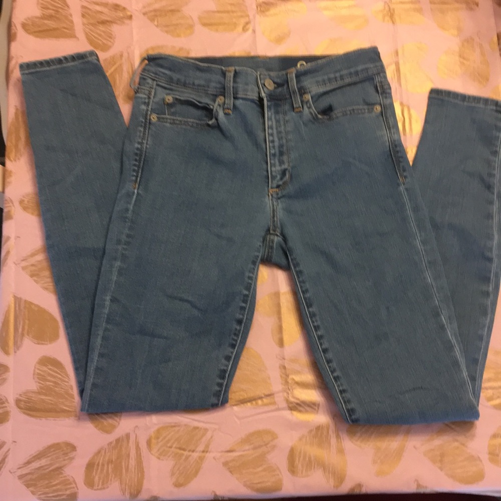 Gap 1969 Jeans.